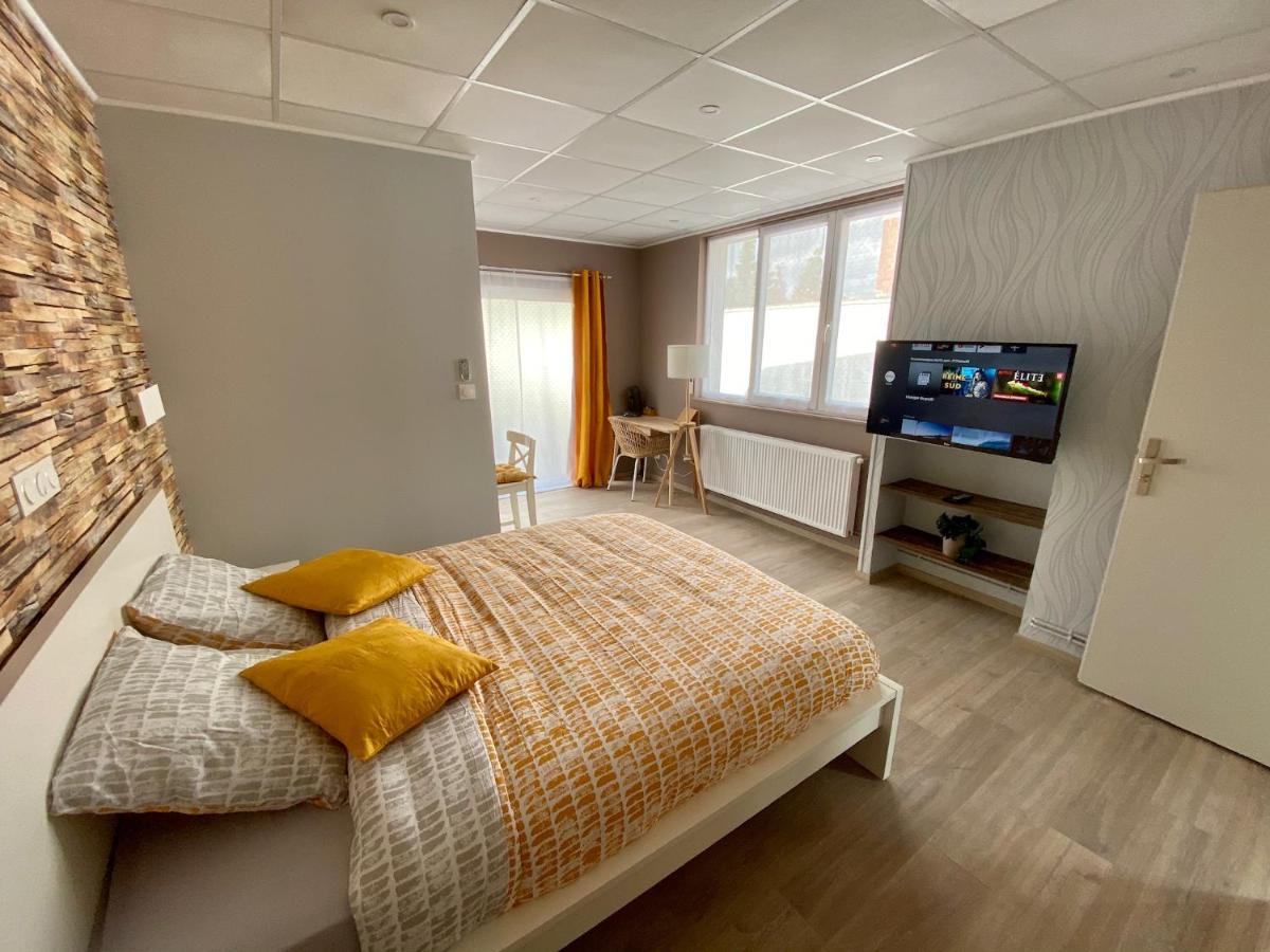 Logements équipés à Onnaing avec espace Balneo en OPTION proche Toyota, autoroute et Valenciennes Exterior foto