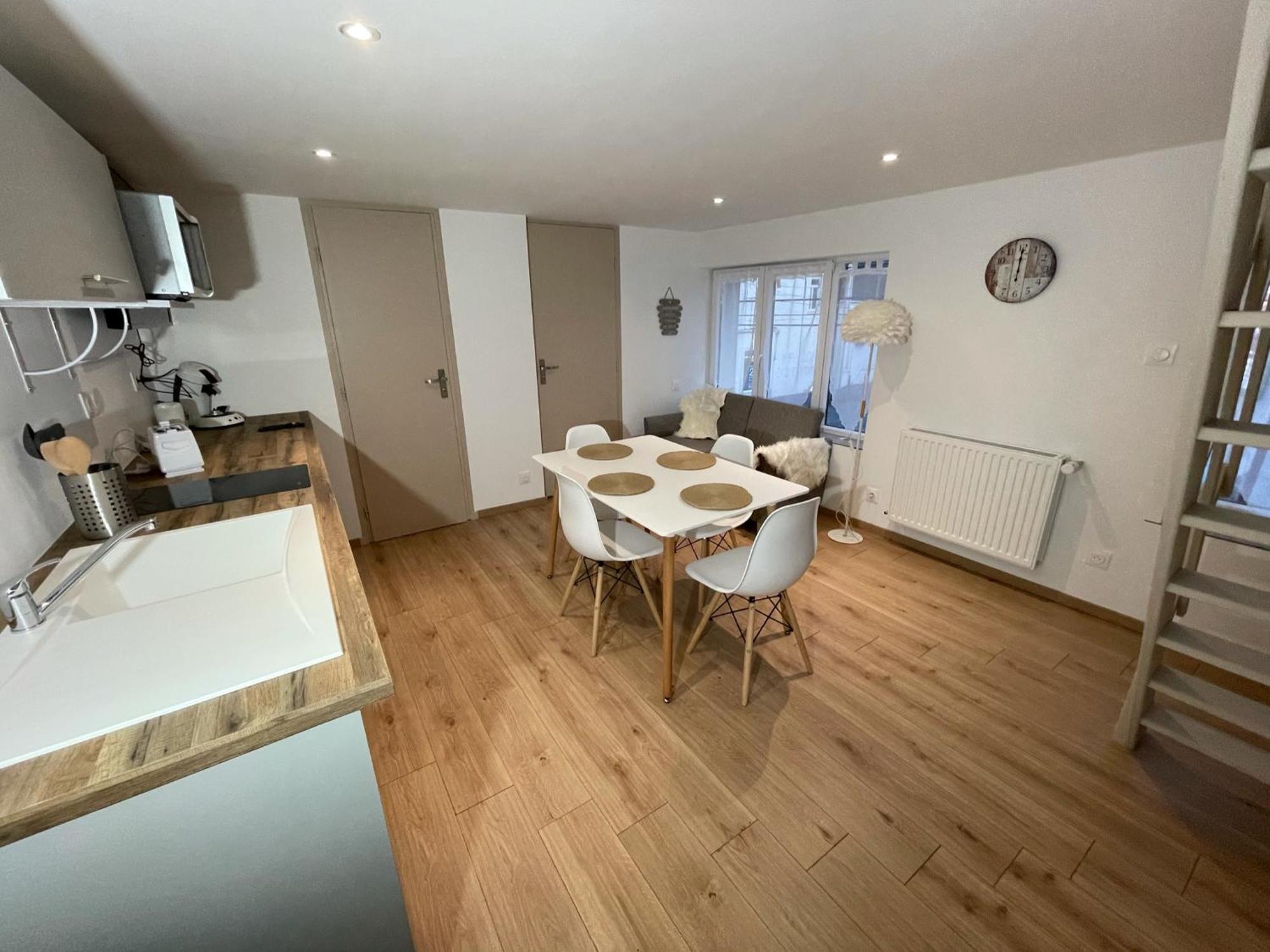 Logements équipés à Onnaing avec espace Balneo en OPTION proche Toyota, autoroute et Valenciennes Exterior foto