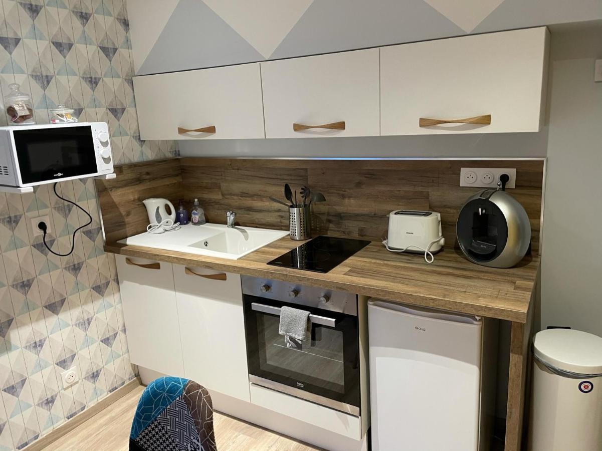 Logements équipés à Onnaing avec espace Balneo en OPTION proche Toyota, autoroute et Valenciennes Exterior foto